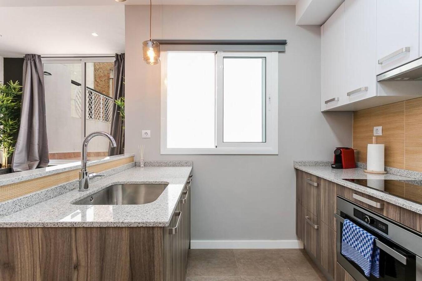 3 Bdr&terrace Close To Subway *