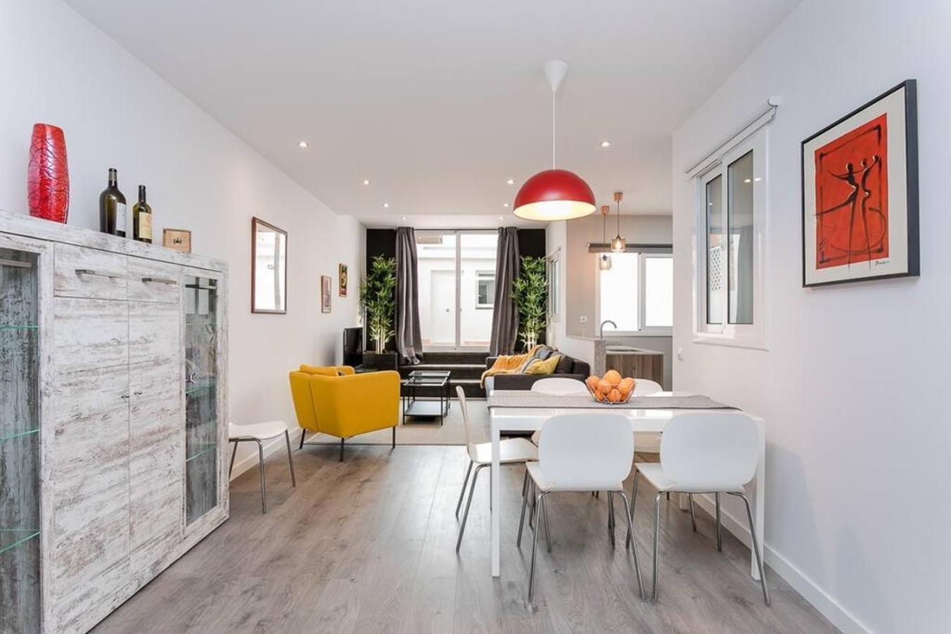 3 Bdr&terrace Close To Subway Apartment L'Hospitalet de Llobregat